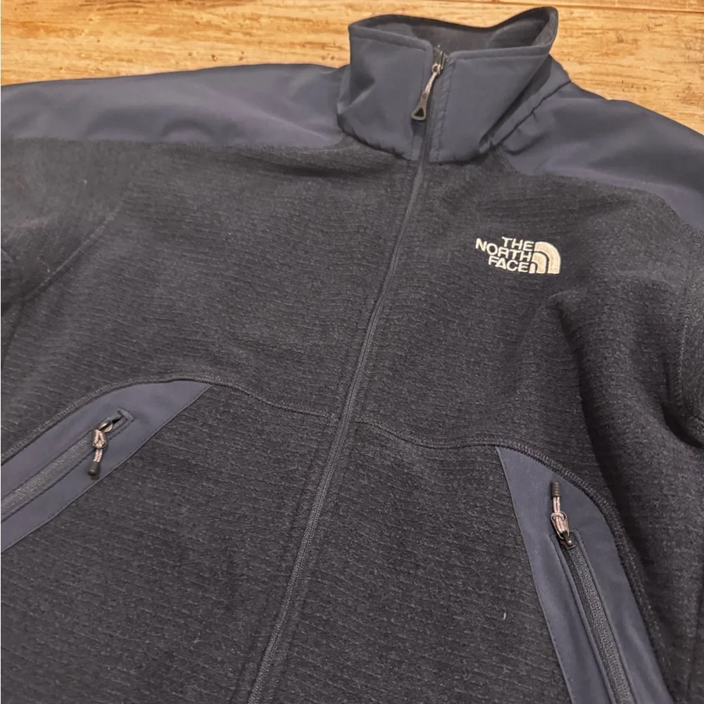 The North Face Navy Blue Performance Fleece Jacket Size L